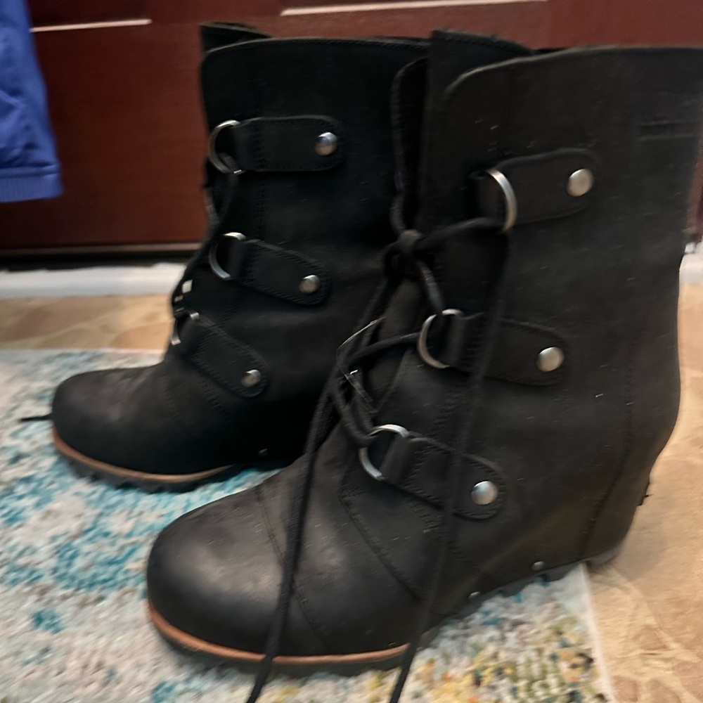 Sorel Joan of Arctic wedge boot